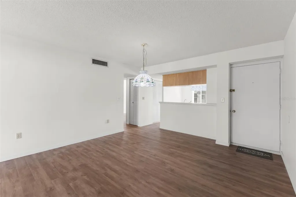 134 Cypress Court Oldsmar FL 34677