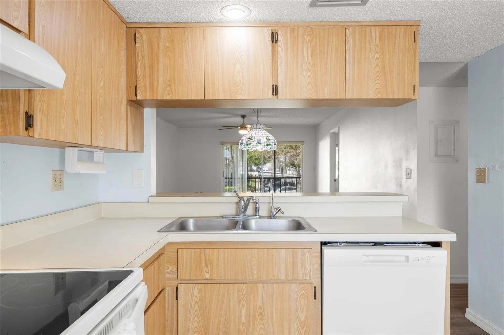 134 Cypress Court Oldsmar FL 34677