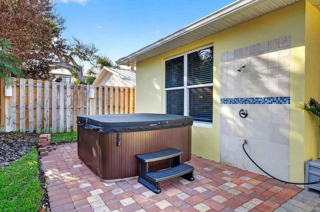 307 Jessamine Avenue New Smyrna Beach FL 32169