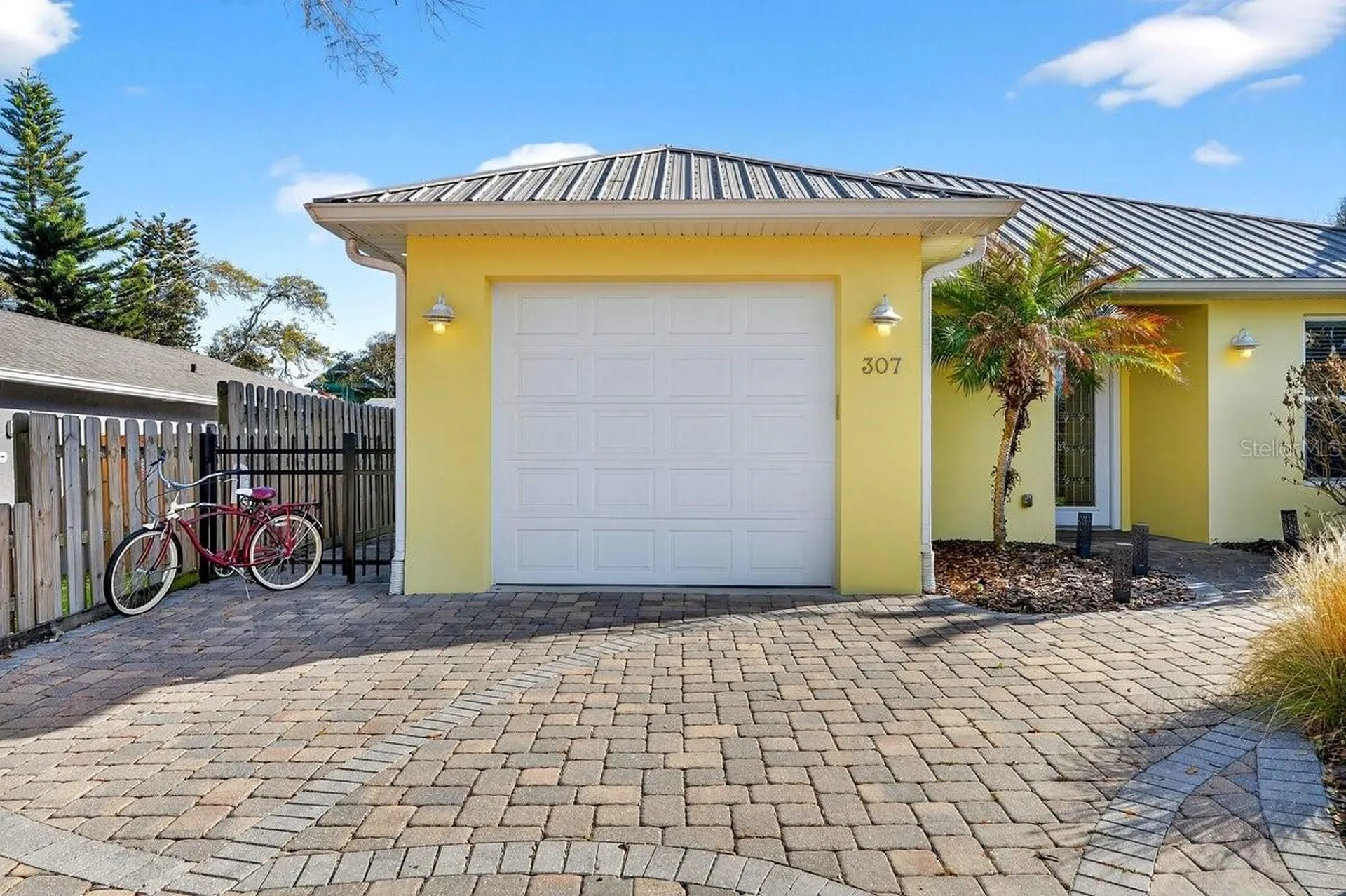 307 Jessamine Avenue New Smyrna Beach FL 32169