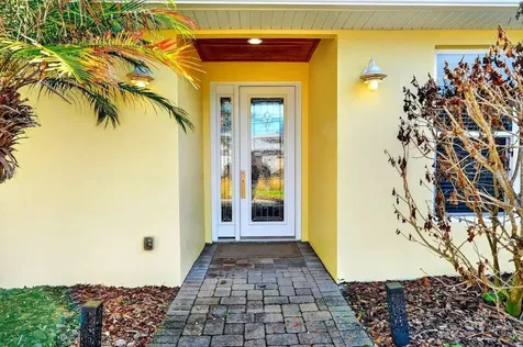 307 Jessamine Avenue New Smyrna Beach FL 32169