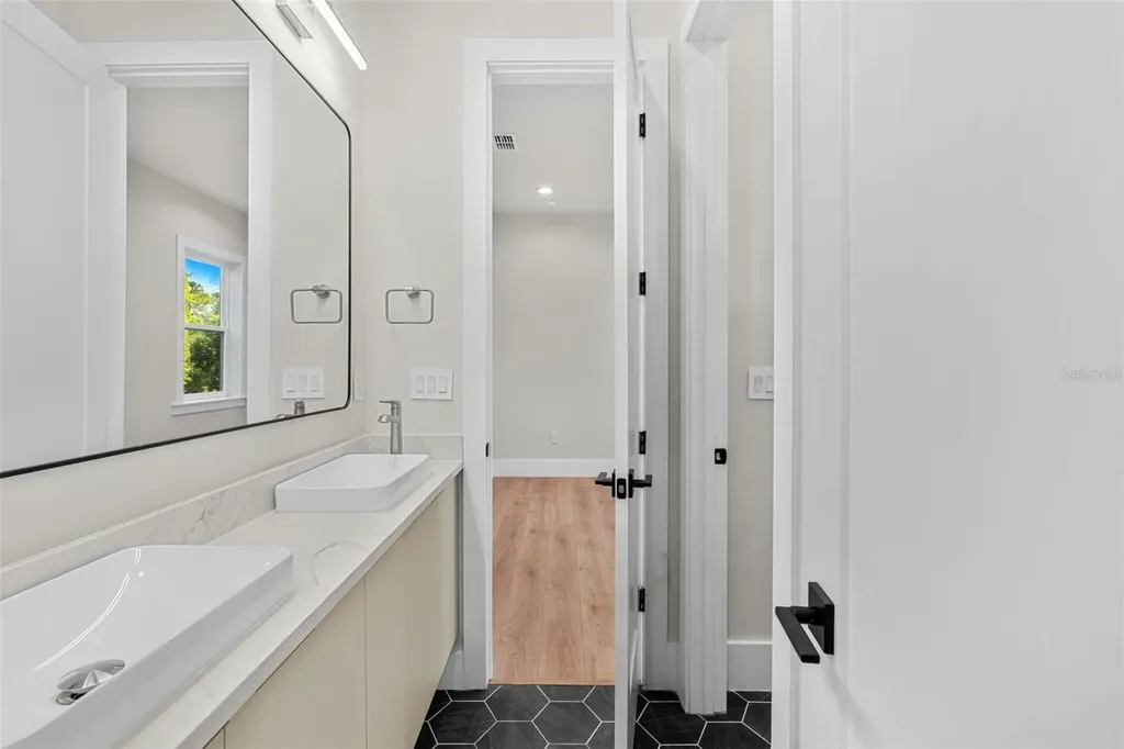 240 N Phelps Avenue Winter Park FL 32789