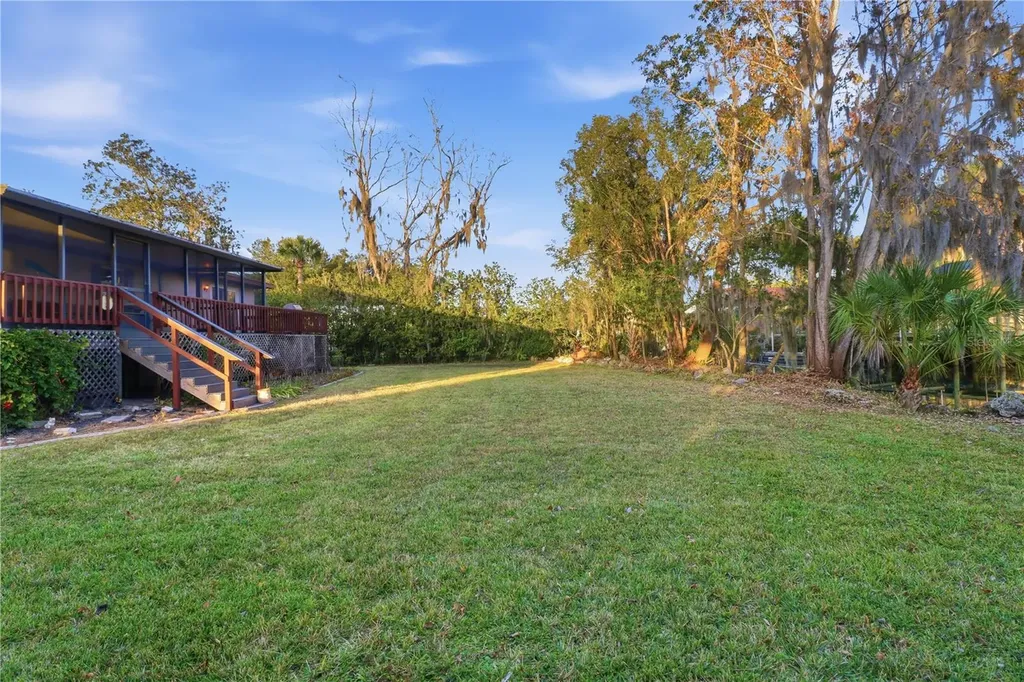 1729 SE 3rd Court Crystal River FL 34429