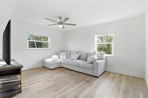 1729 SE 3rd Court Crystal River FL 34429