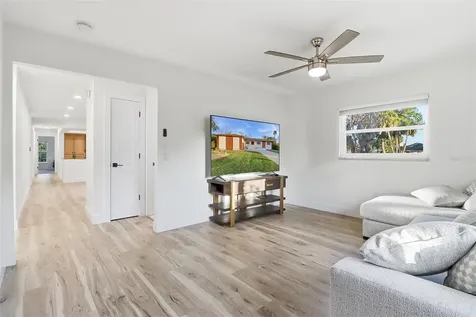 1729 SE 3rd Court Crystal River FL 34429