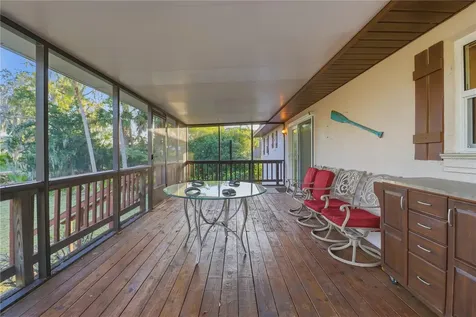 1729 SE 3rd Court Crystal River FL 34429