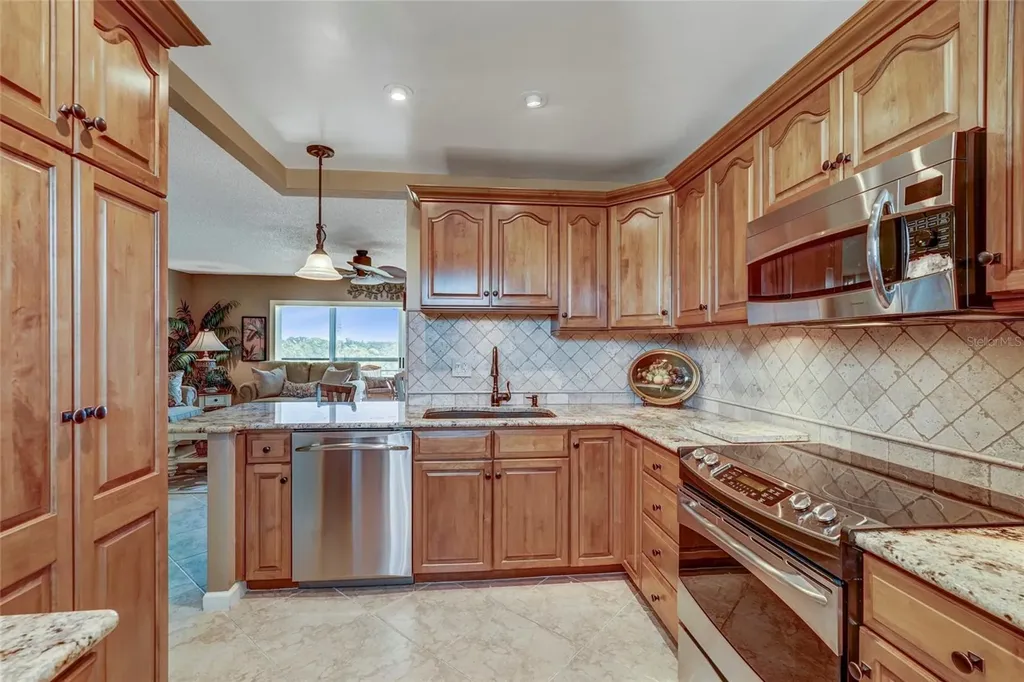 4040 Ironwood Circle Bradenton FL 34209