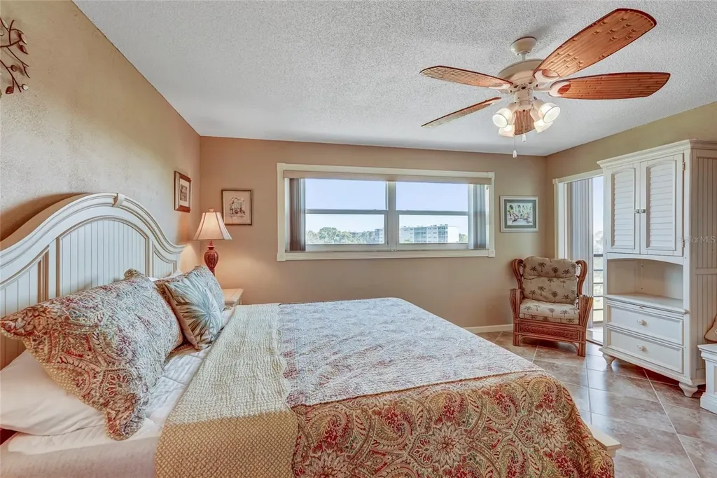 4040 Ironwood Circle Bradenton FL 34209
