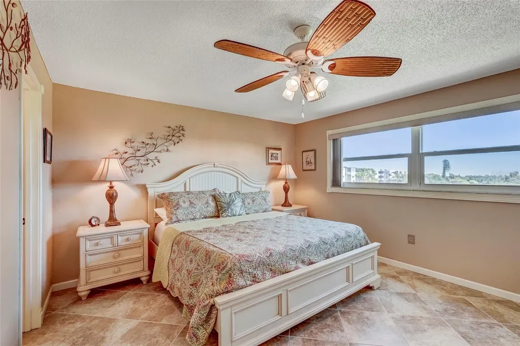 4040 Ironwood Circle Bradenton FL 34209