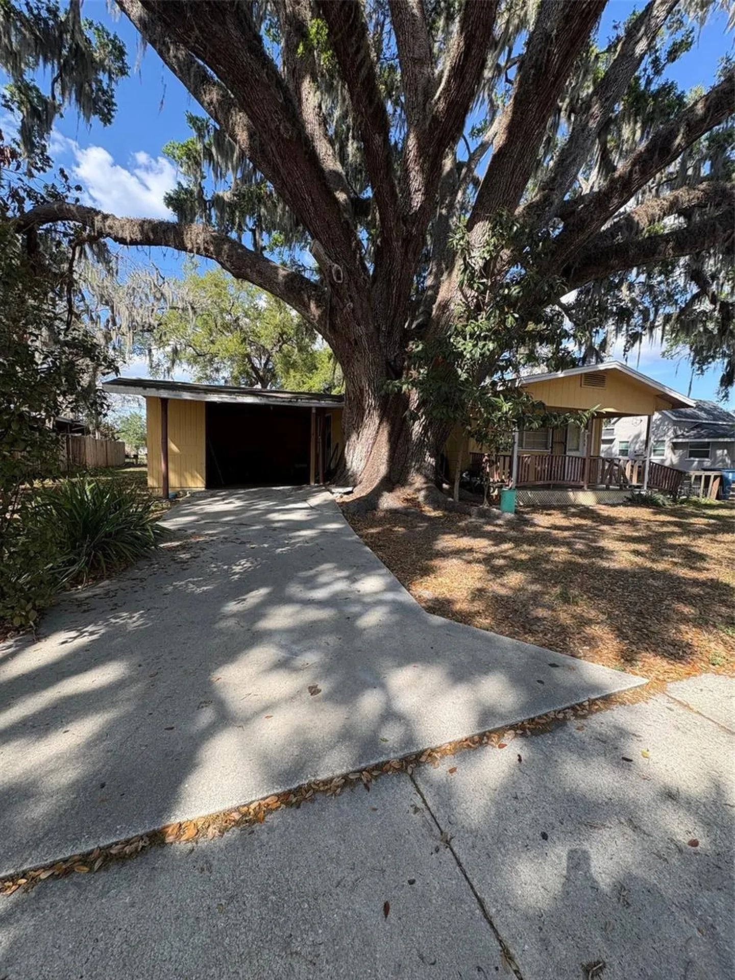 422 W Broadway Street Fort Meade FL 33841