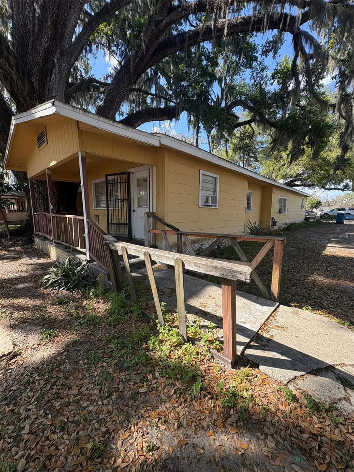 422 W Broadway Street Fort Meade FL 33841