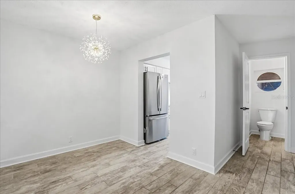 6927 Place De La Paix St Petersburg FL 33707