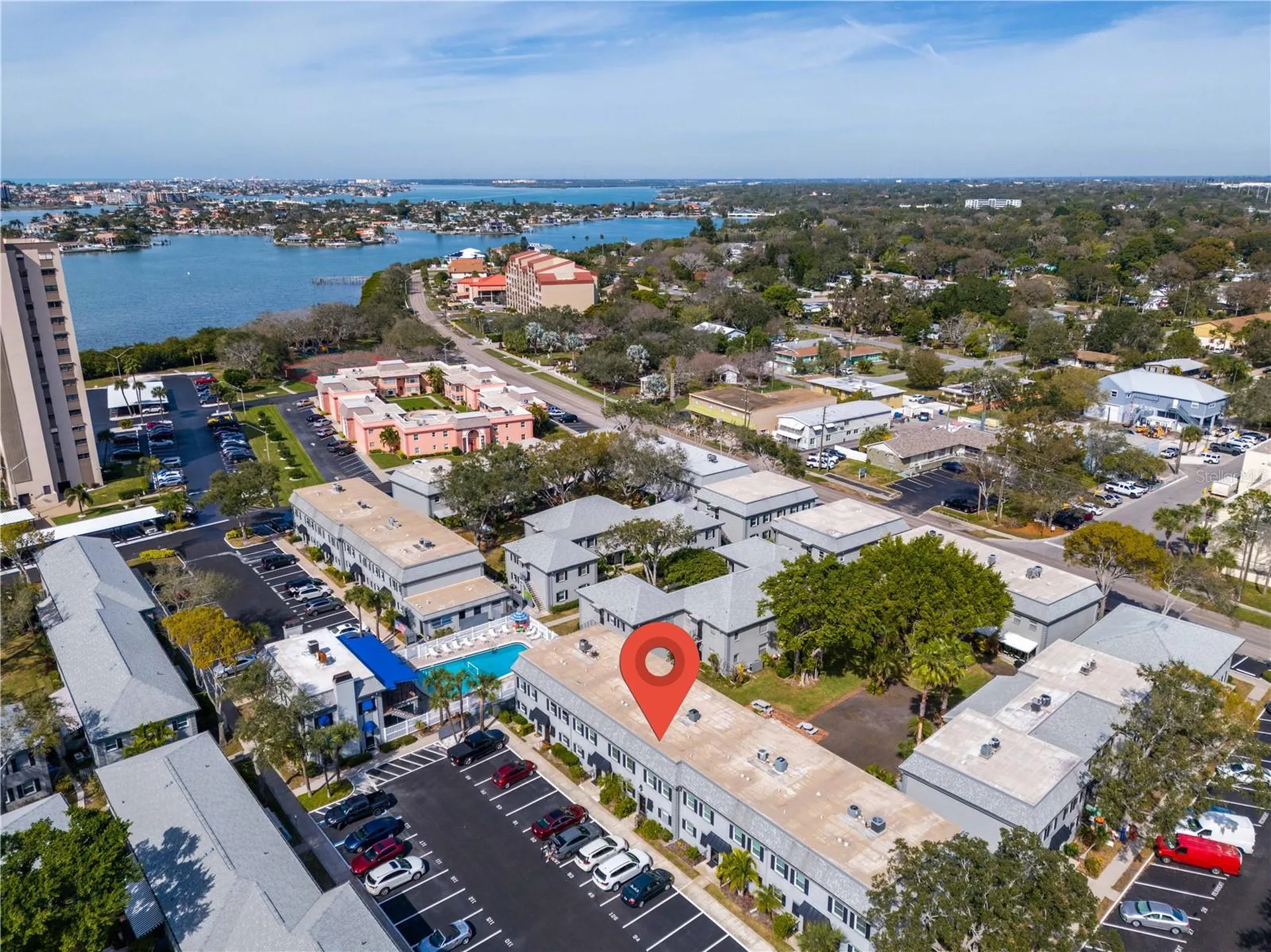 6927 Place De La Paix St Petersburg FL 33707