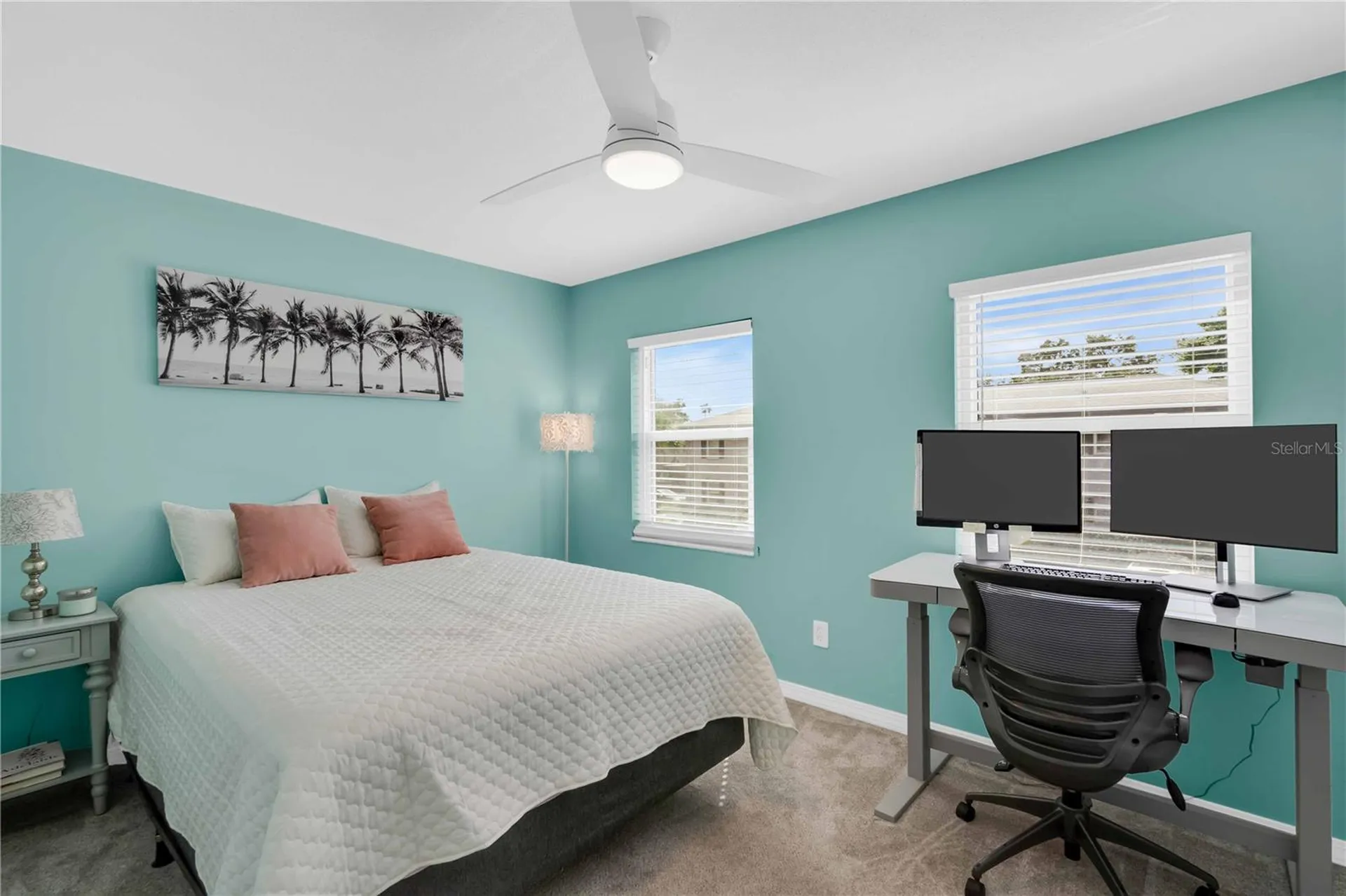 6927 Place De La Paix St Petersburg FL 33707