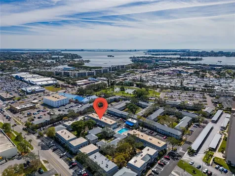 6927 Place De La Paix St Petersburg FL 33707