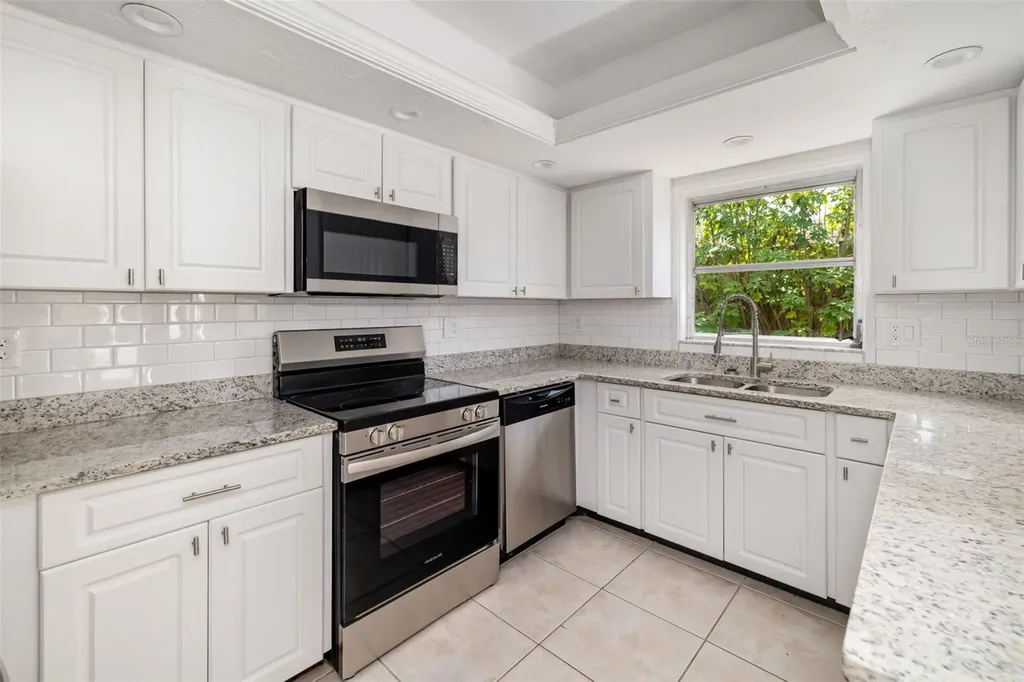 1097 Willis Avenue Sarasota FL 34232