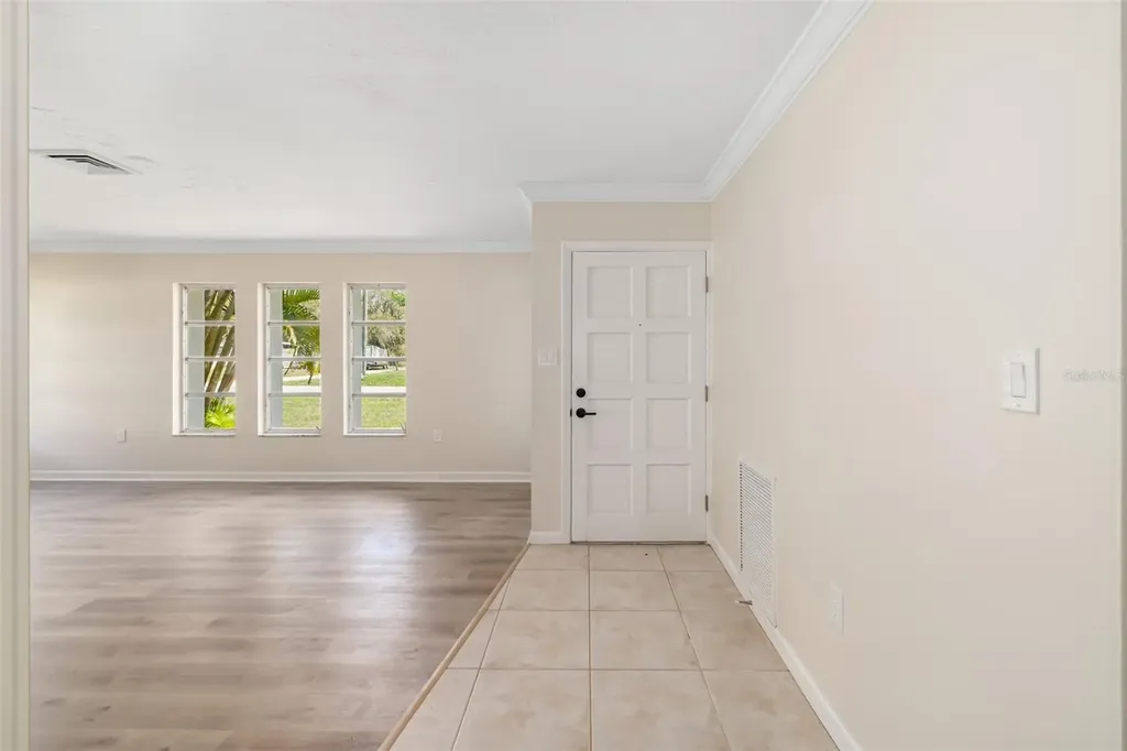 1097 Willis Avenue Sarasota FL 34232