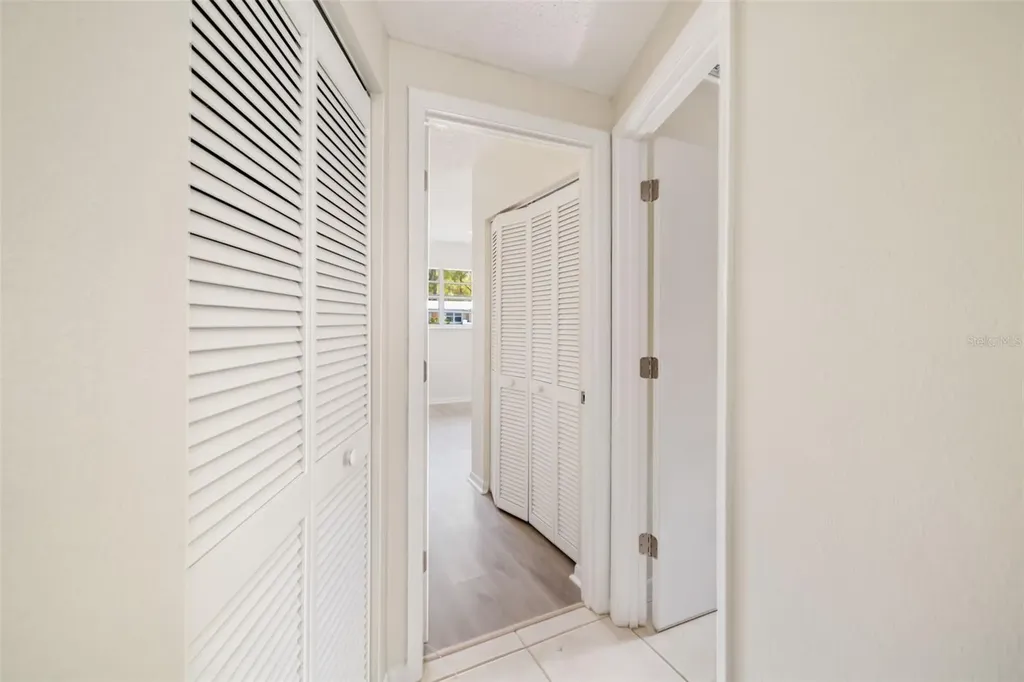 1097 Willis Avenue Sarasota FL 34232