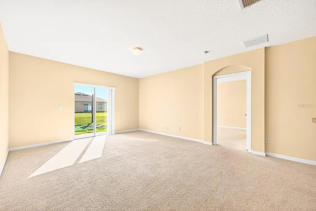 3210 Queen Alexandria Drive Kissimmee FL 34744