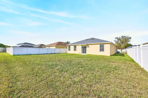 3210 Queen Alexandria Drive Kissimmee FL 34744