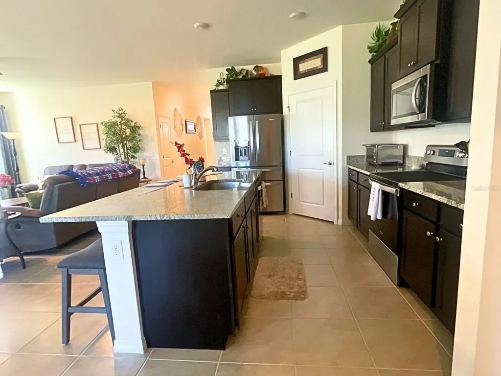 5042 Stokes Way Wildwood FL 34785