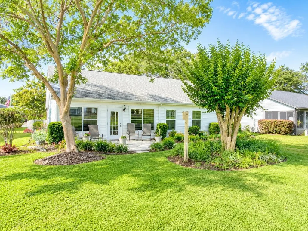 26035 Oakmount Drive Leesburg FL 34748