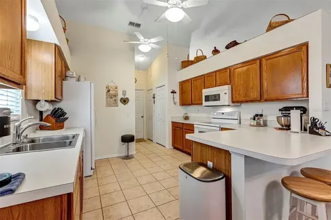 26035 Oakmount Drive Leesburg FL 34748