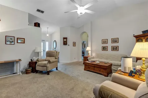 26035 Oakmount Drive Leesburg FL 34748