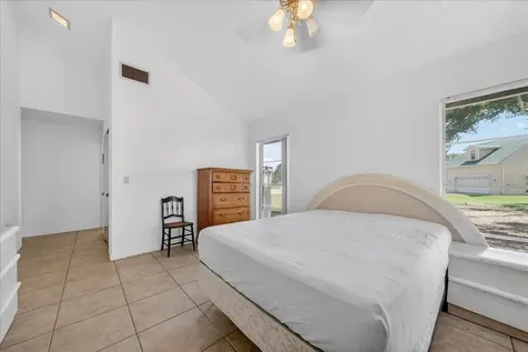 189 Autumn Avenue Lake Placid FL 33852