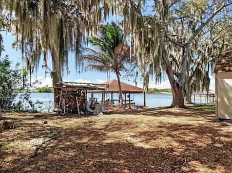 189 Autumn Avenue Lake Placid FL 33852