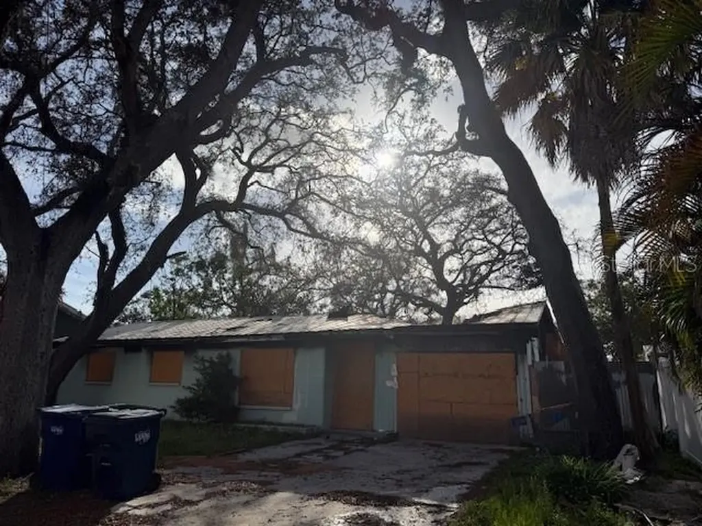 10706 N Central Avenue Tampa FL 33612