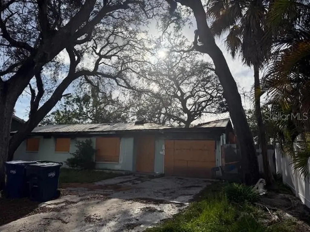 10706 N Central Avenue Tampa FL 33612