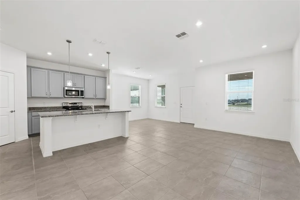 324 Belmond Drive Debary FL 32713