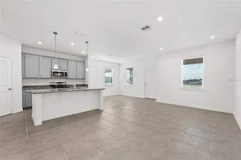324 Belmond Drive Debary FL 32713