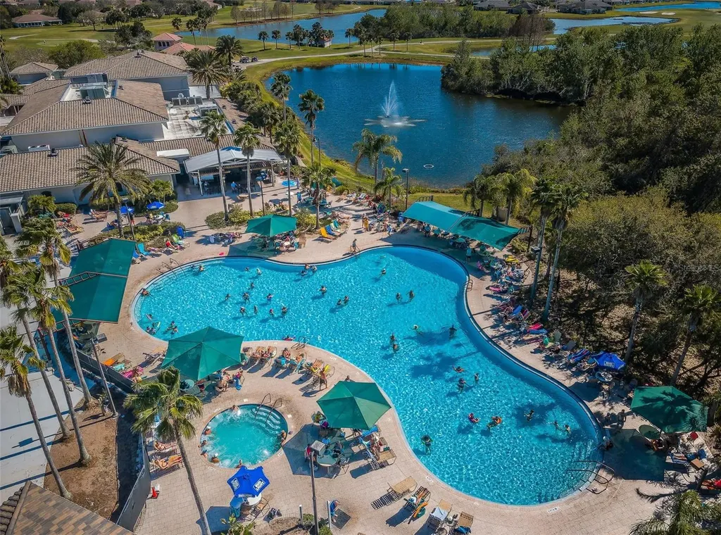 737 Mccallister Avenue Sun City Center FL 33573