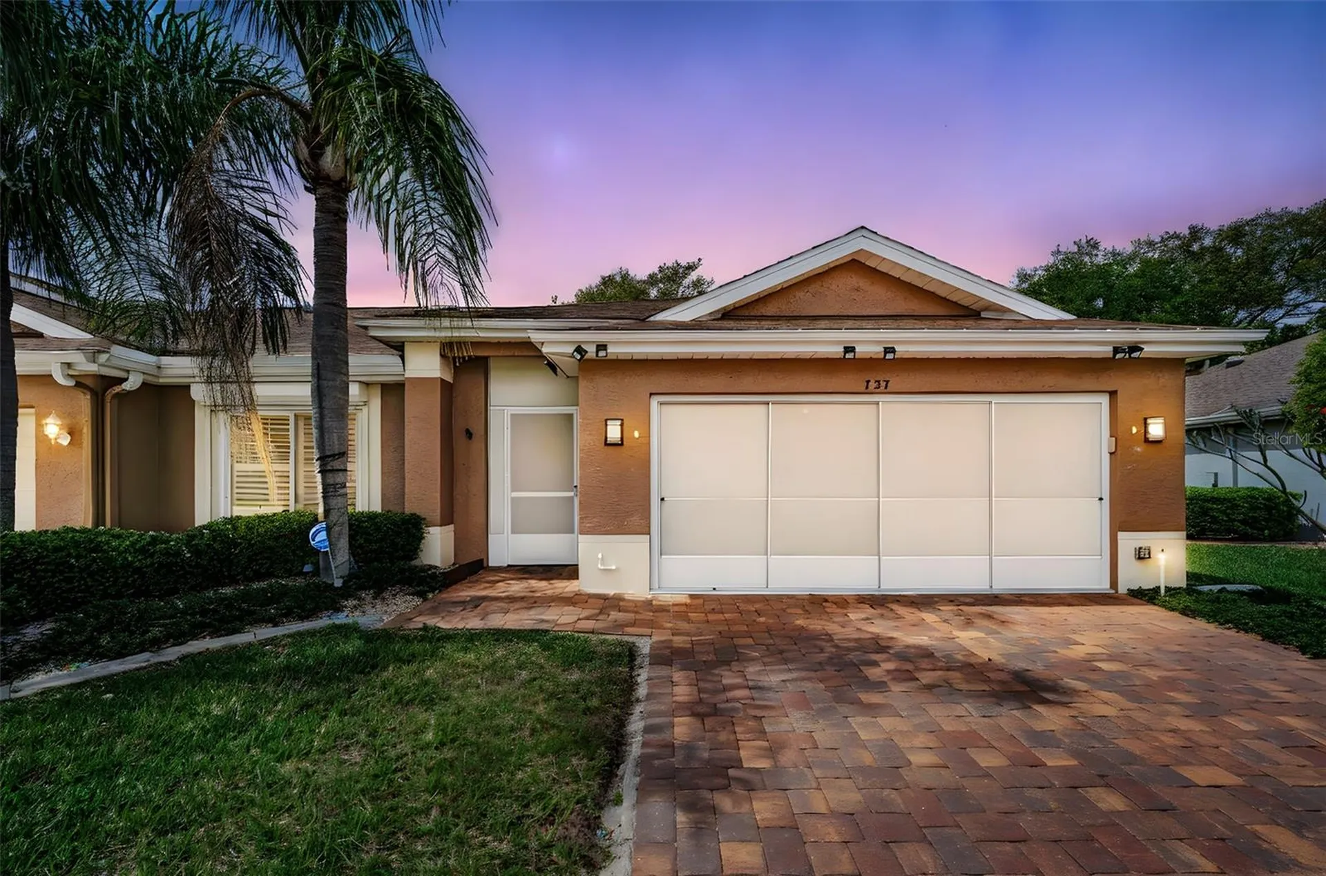 737 Mccallister Avenue Sun City Center FL 33573