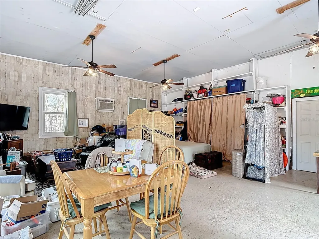 105 W Comanche Avenue Tampa FL 33604