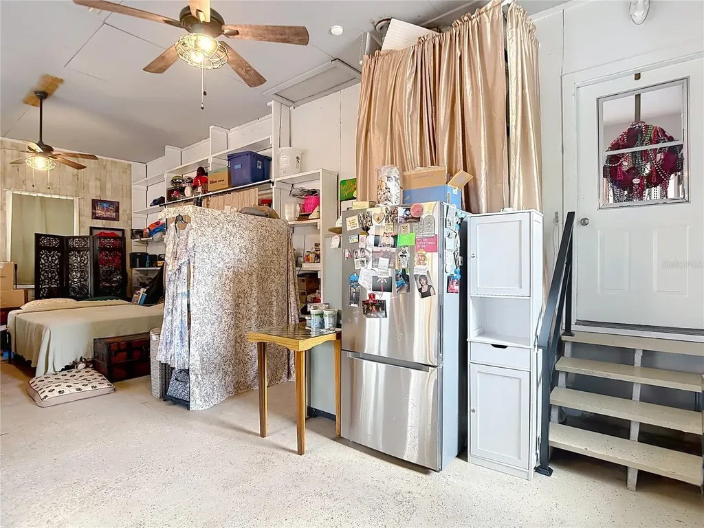 105 W Comanche Avenue Tampa FL 33604
