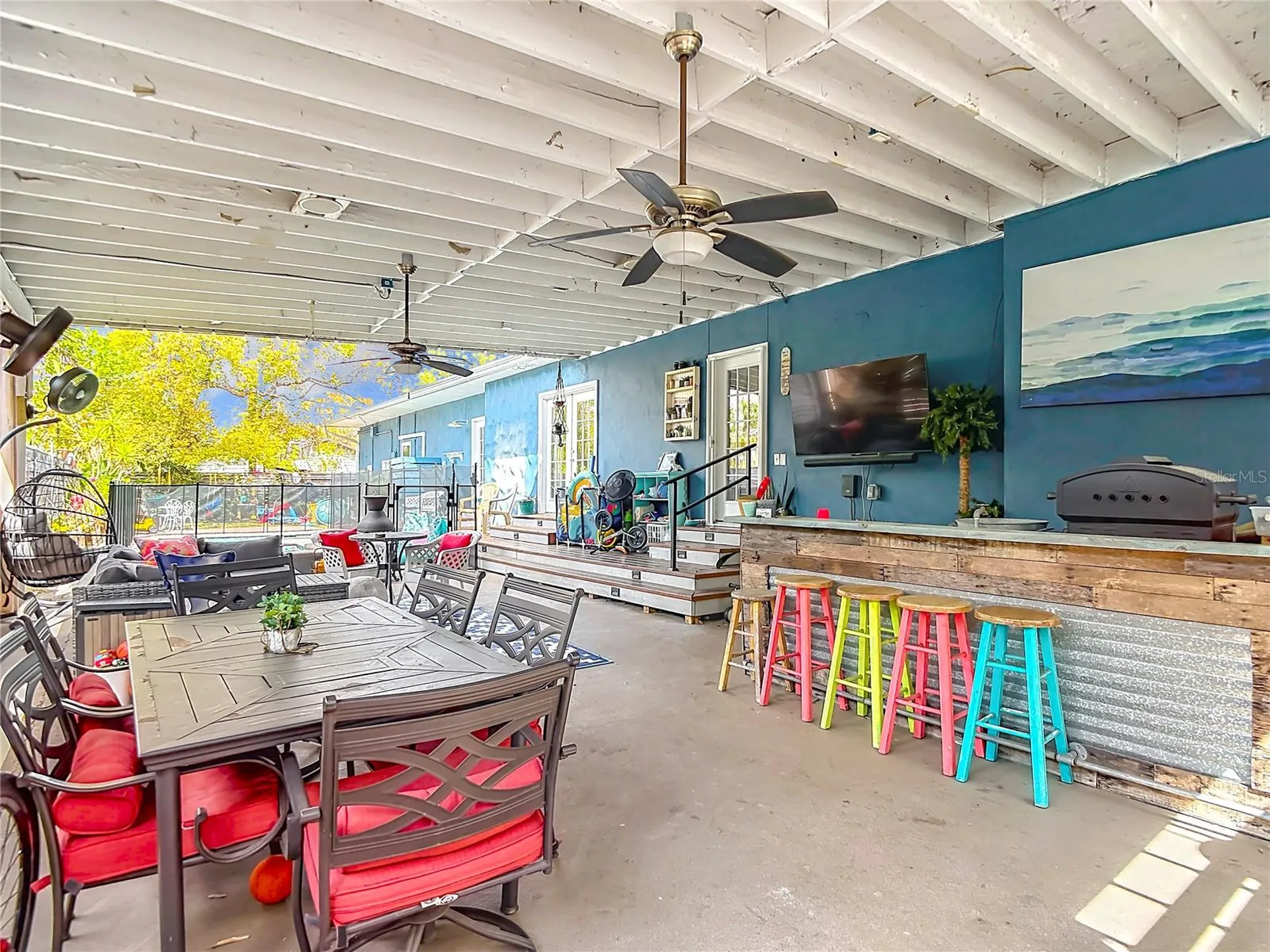 105 W Comanche Avenue Tampa FL 33604