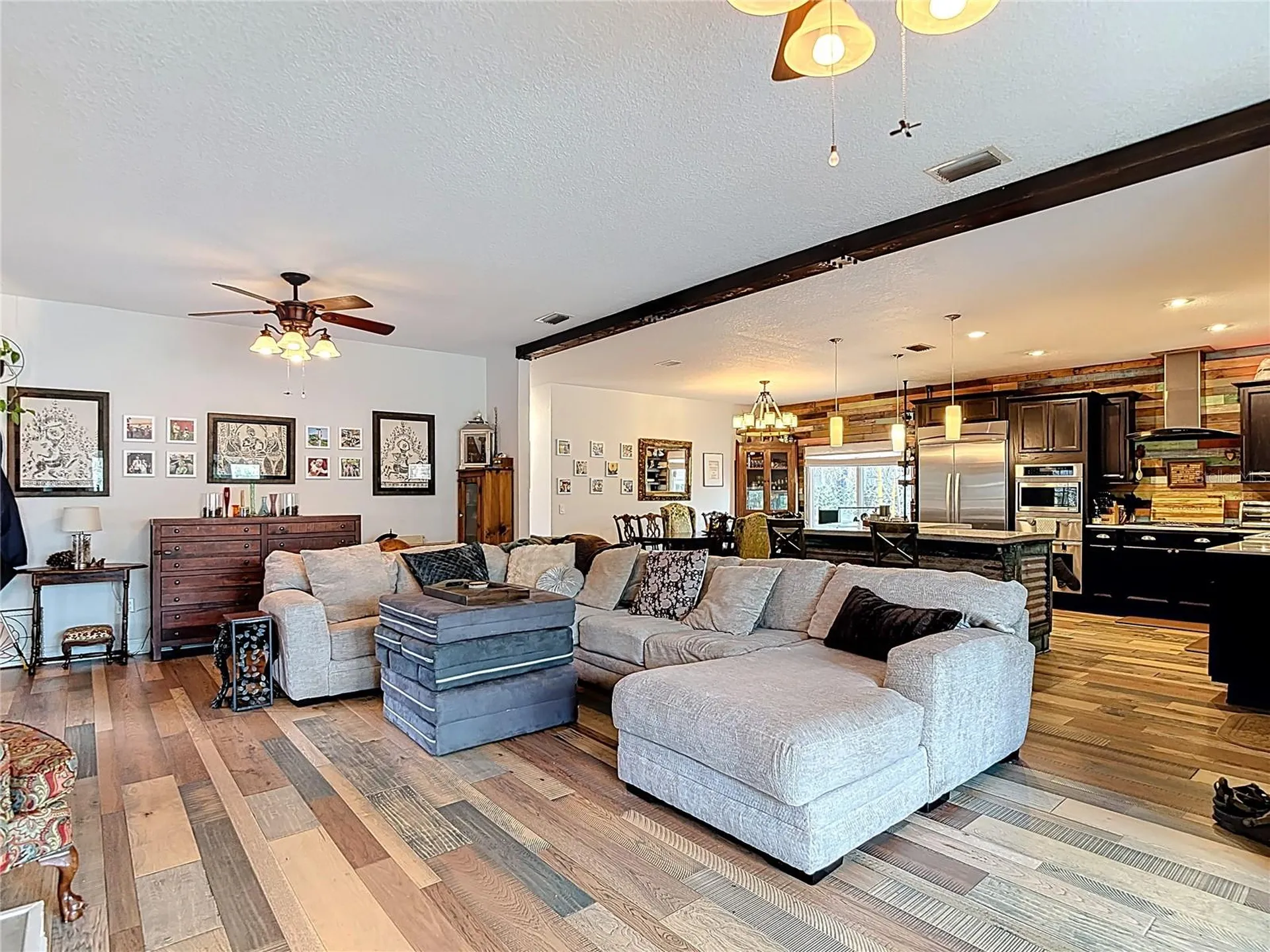 105 W Comanche Avenue Tampa FL 33604