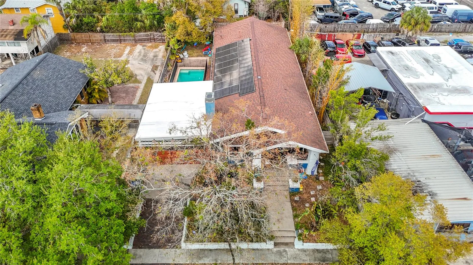 105 W Comanche Avenue Tampa FL 33604
