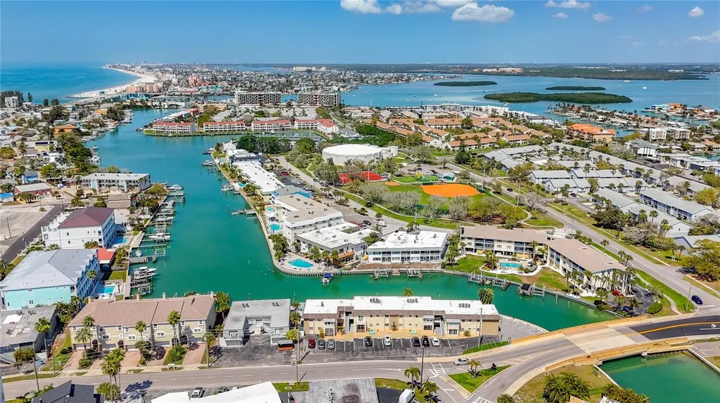 184 117th Avenue Treasure Island FL 33706
