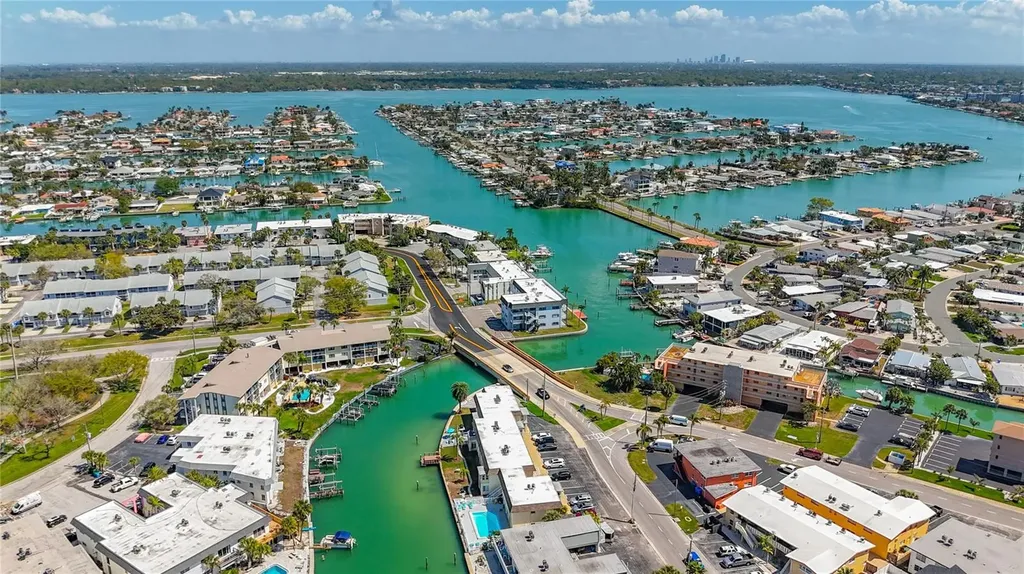 184 117th Avenue Treasure Island FL 33706