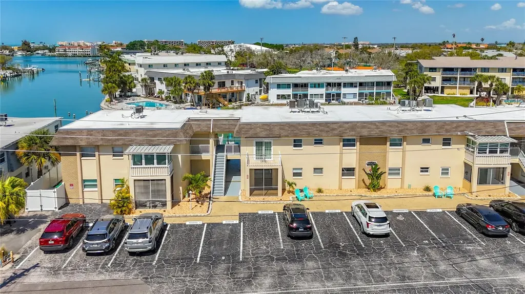 184 117th Avenue Treasure Island FL 33706