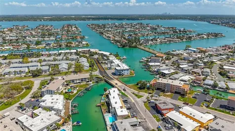 184 117th Avenue Treasure Island FL 33706