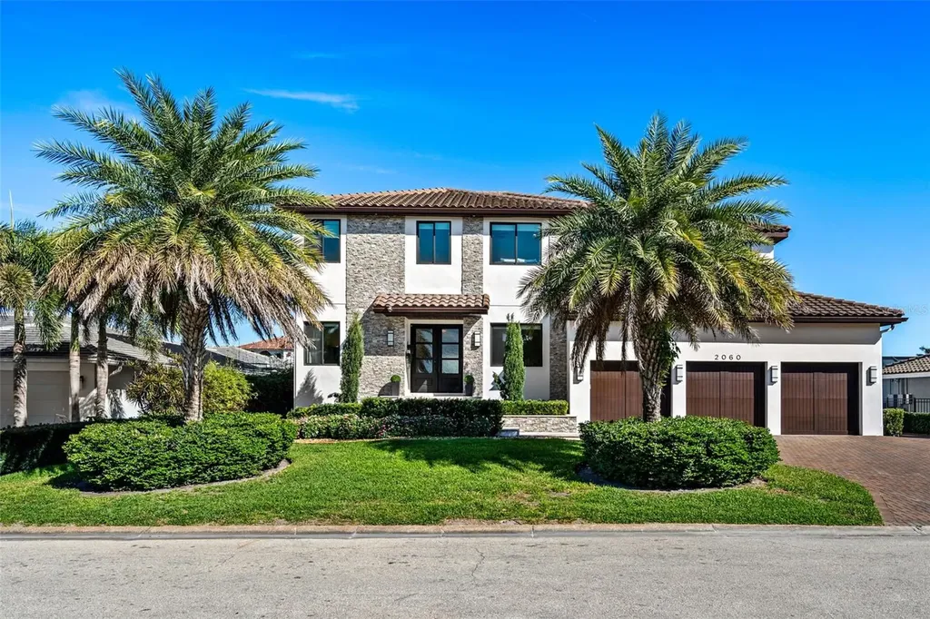 2060 Illinois Avenue NE St Petersburg FL 33703