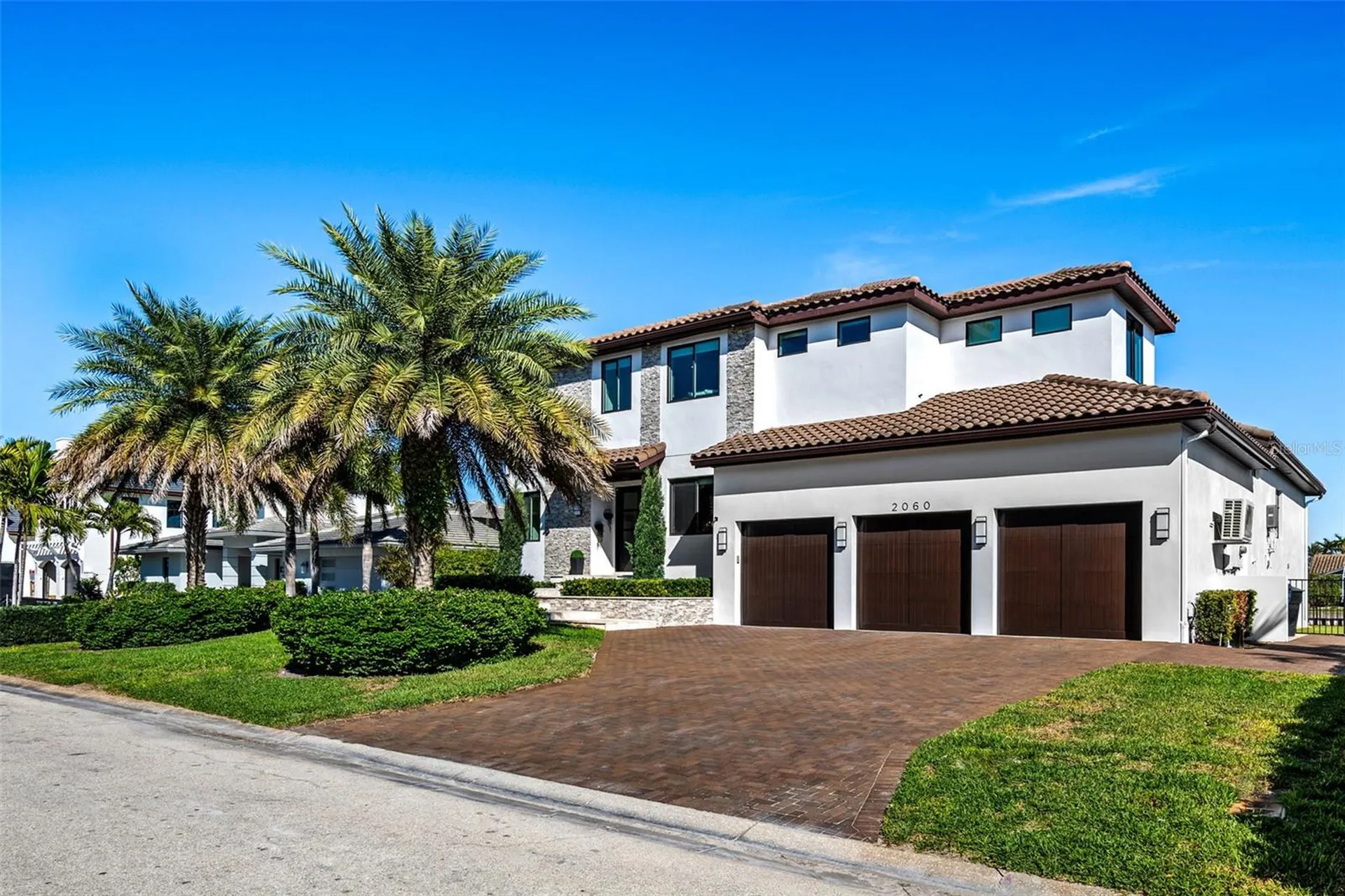 2060 Illinois Avenue NE St Petersburg FL 33703