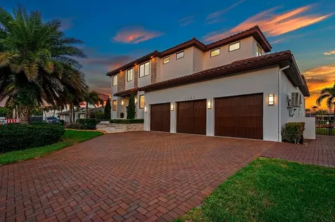 2060 Illinois Avenue NE St Petersburg FL 33703