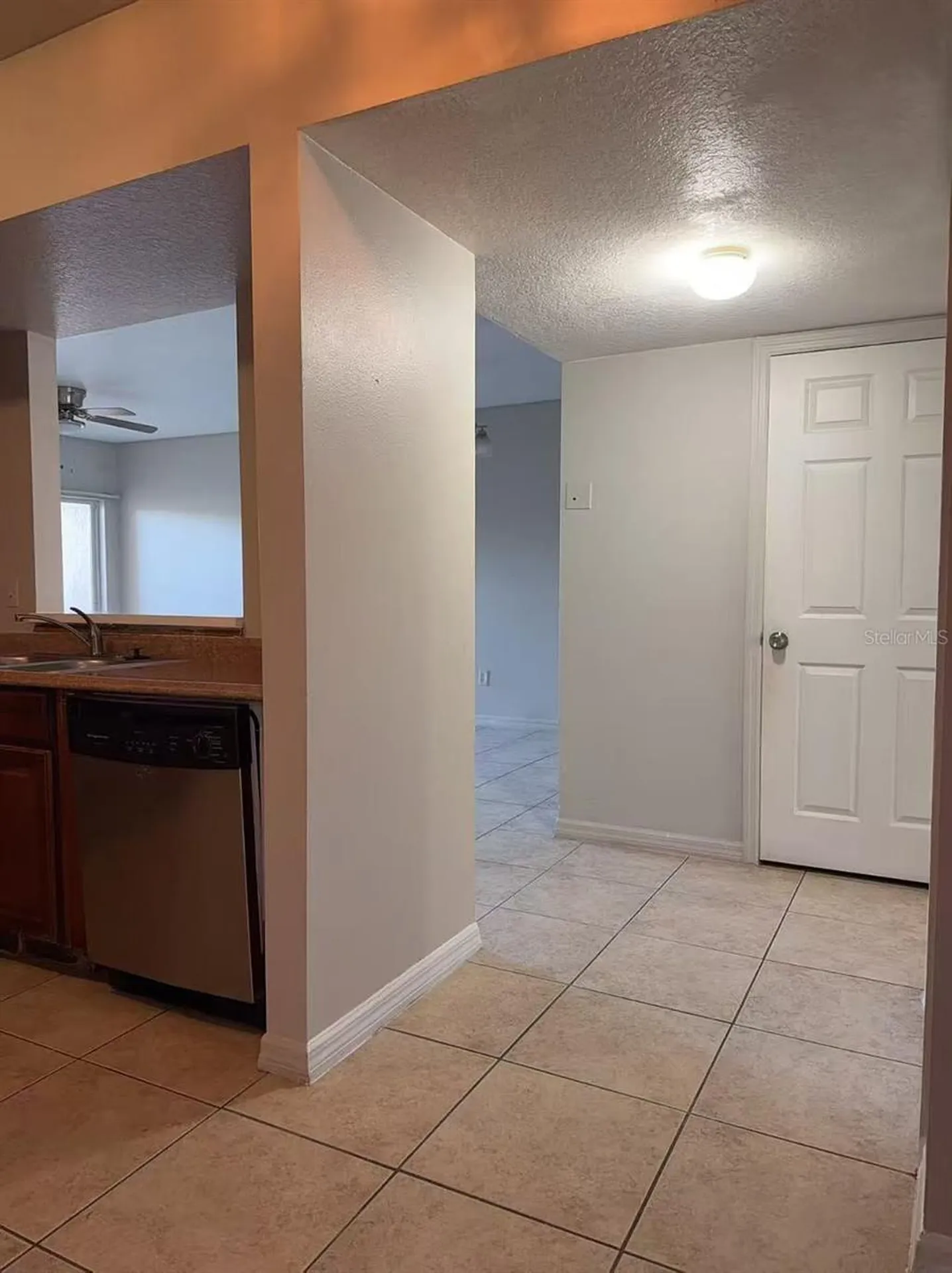495 Las Cortes Lane Orlando FL 32824