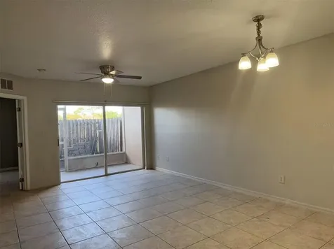 495 Las Cortes Lane Orlando FL 32824
